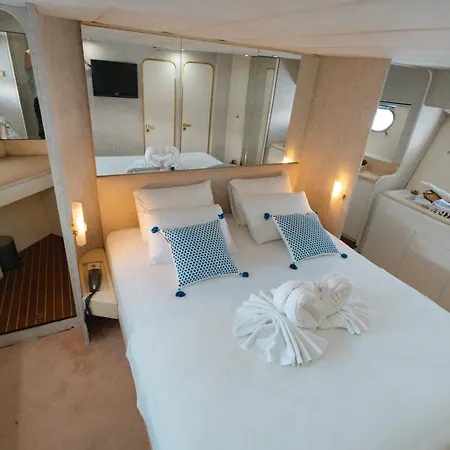 보트호텔 Bona Dea 27m Motoryacht Bodrum